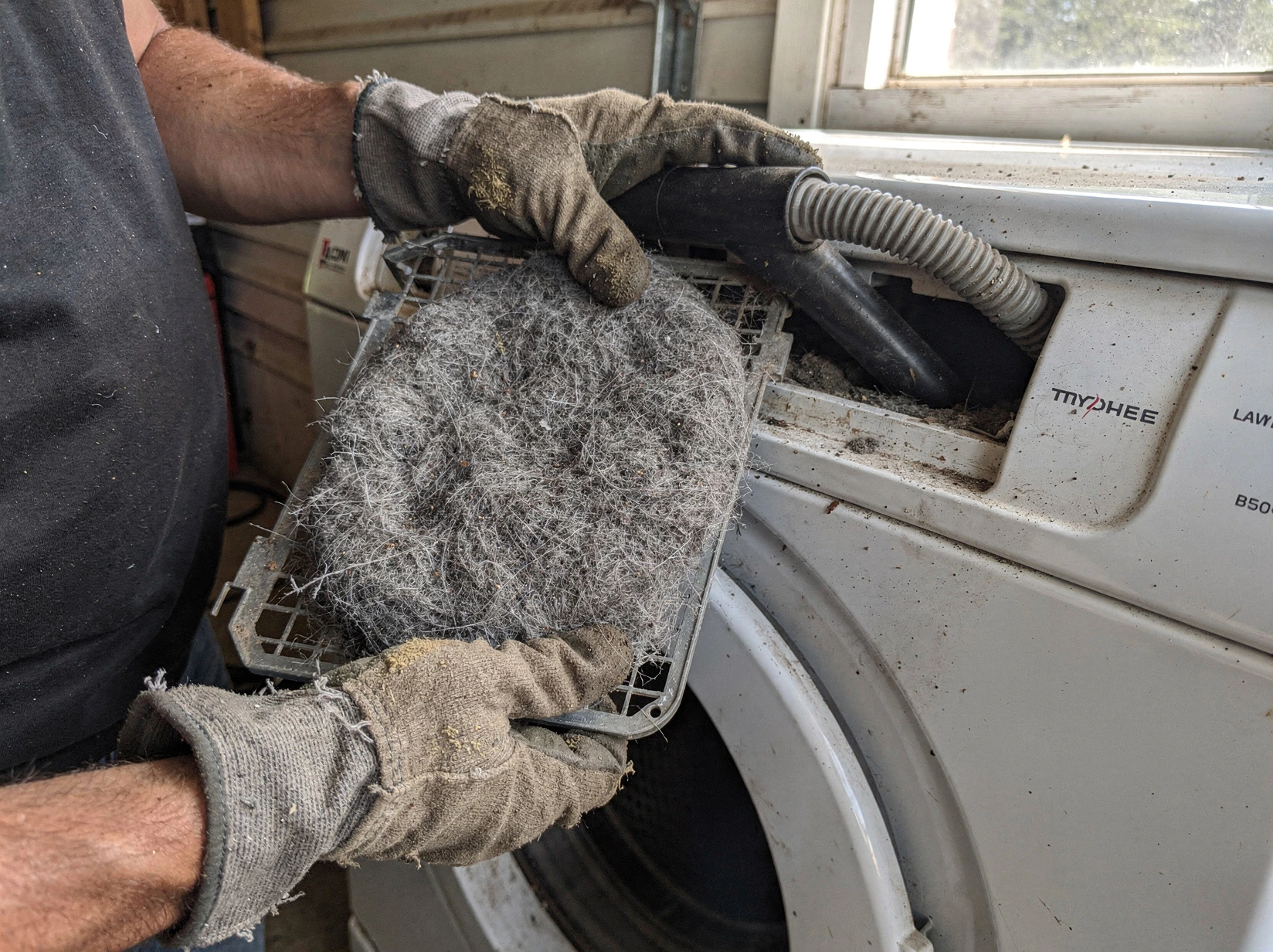 Cleaning Dryer Lint Trap service in Leeds, AL